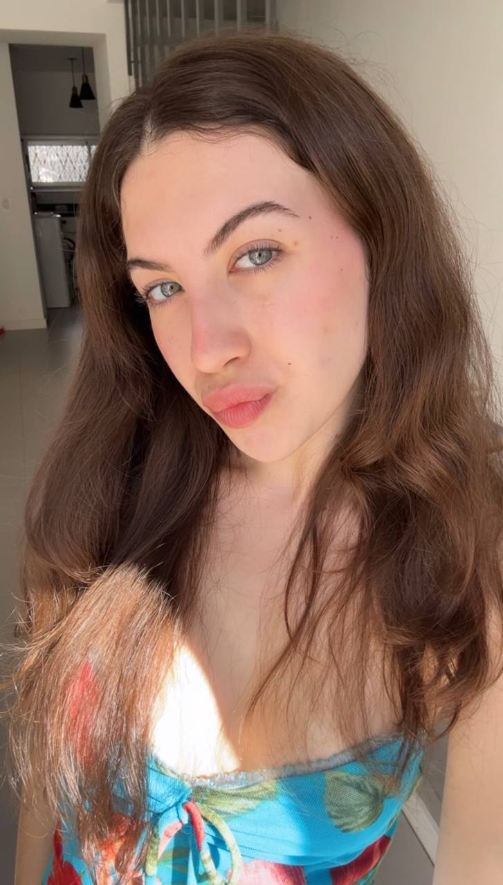 Nude girl Amber in Kalyan